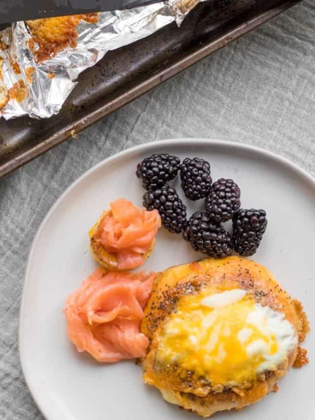 Egg In A Hole Bagels