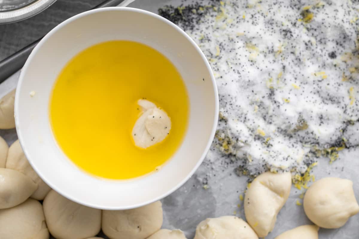 The Simplest Lemon Poppy Seed Monkey Bread • Simple Gray TShirt