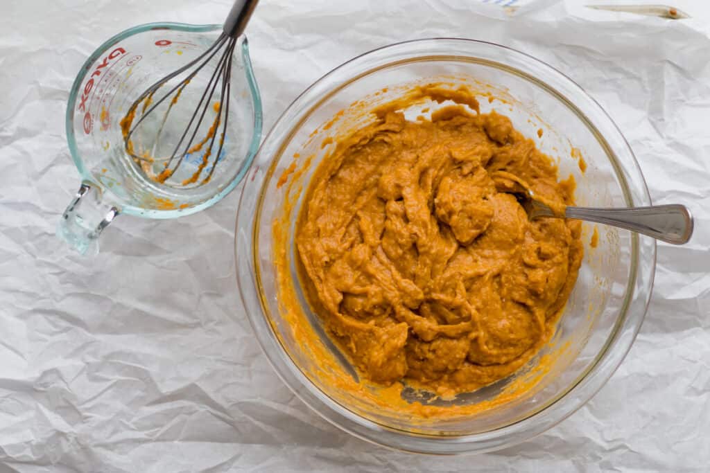 panera-bread-pumpkin-muffin-copycat-recipe-simple-gray-t-shirt