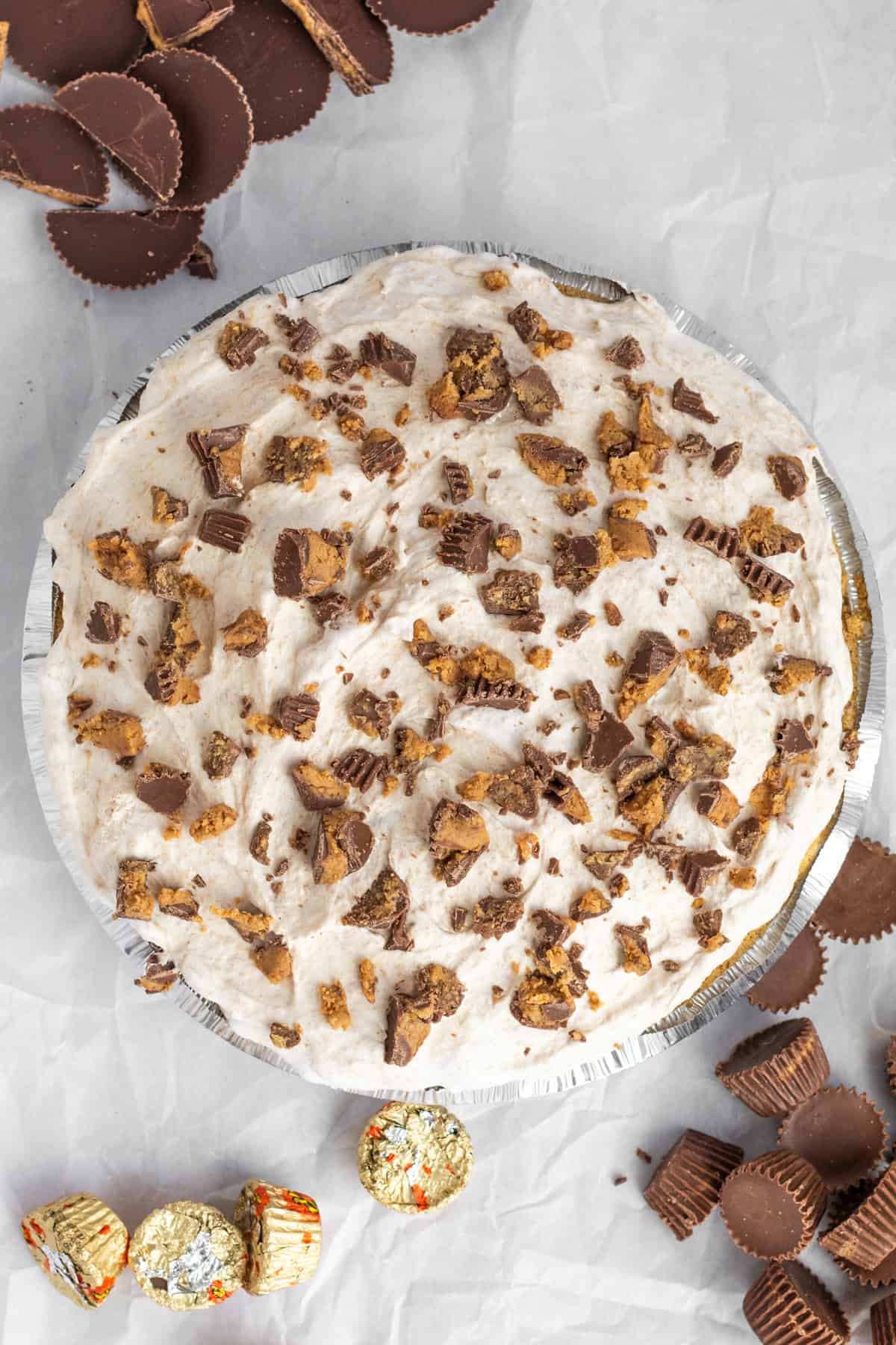 peanut butter cup pudding pie from the top.