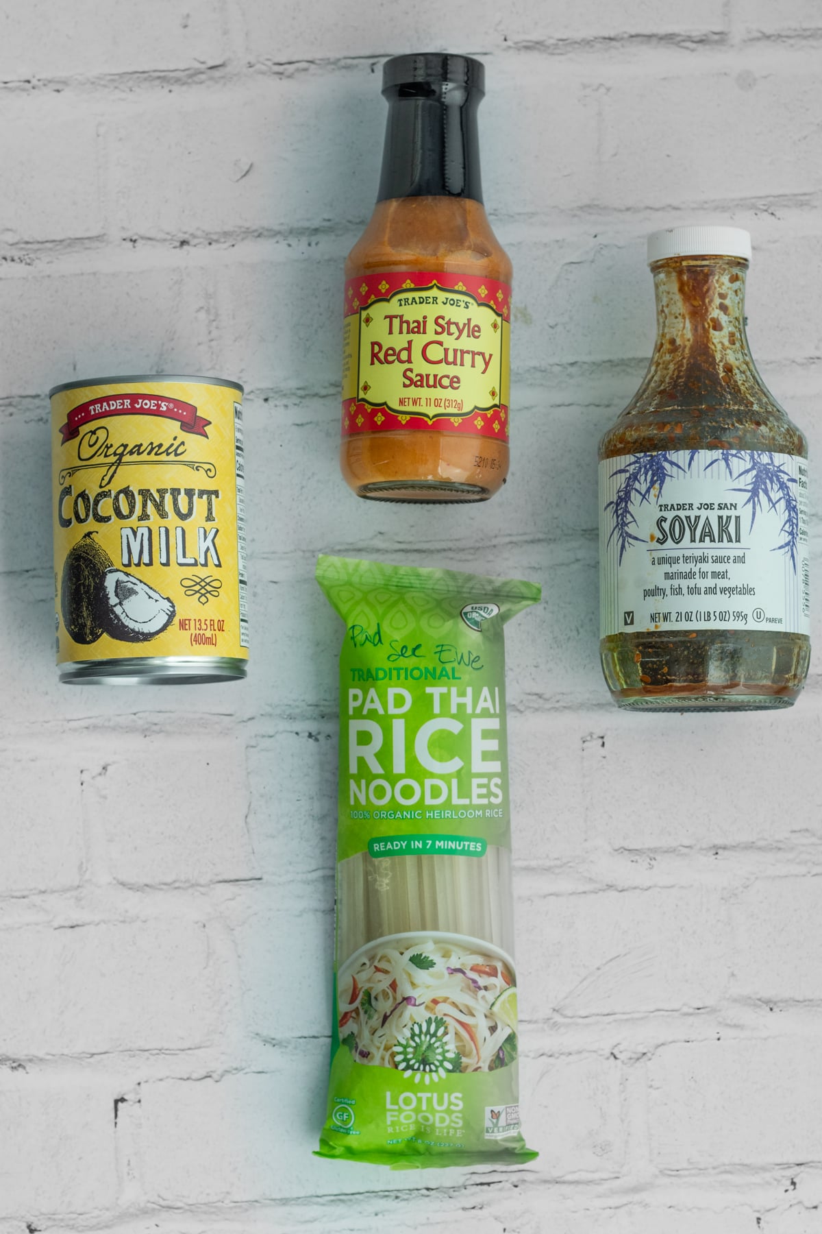 ingredients to make thai red curry noodles.